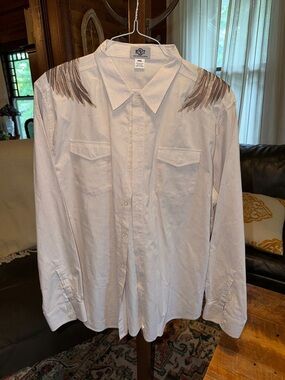 Men's White Button-Up Shirt with Feather Shoulder Embroidery